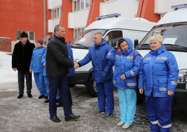 12 новых машин «скорой помощи» пополнили автопарк больниц Нижегородской области