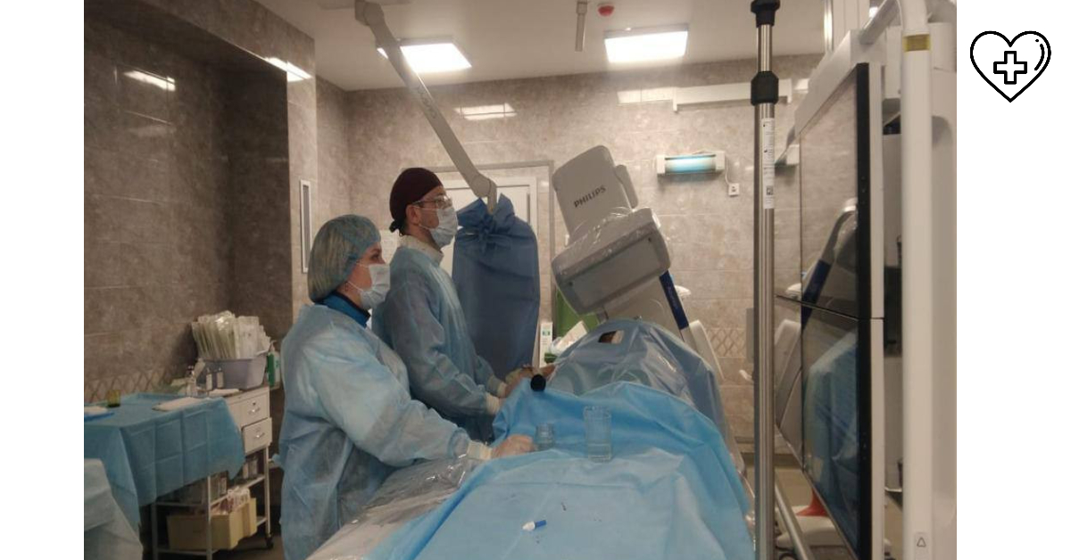 Уникальную операцию по экстренному стентированию сонной артерии при инсульте провели в областной клинической больнице им. Семашко
