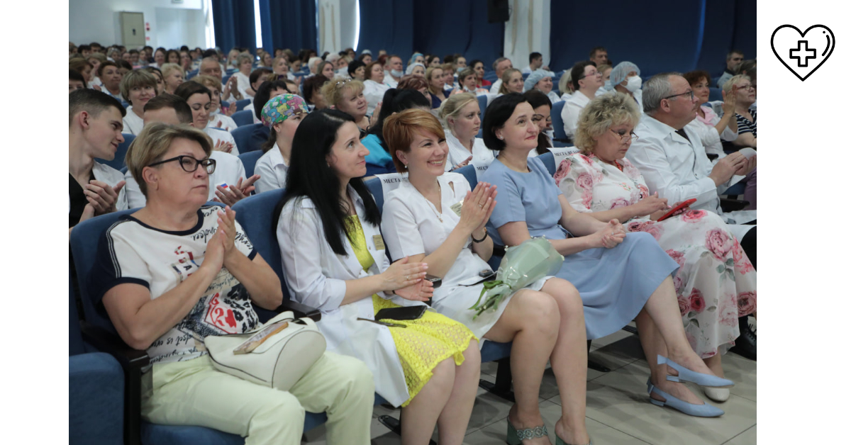 Более 100 сотрудников Нижегородской областной больницы им. Н.А. Семашко получили награды за профессиональные достижения