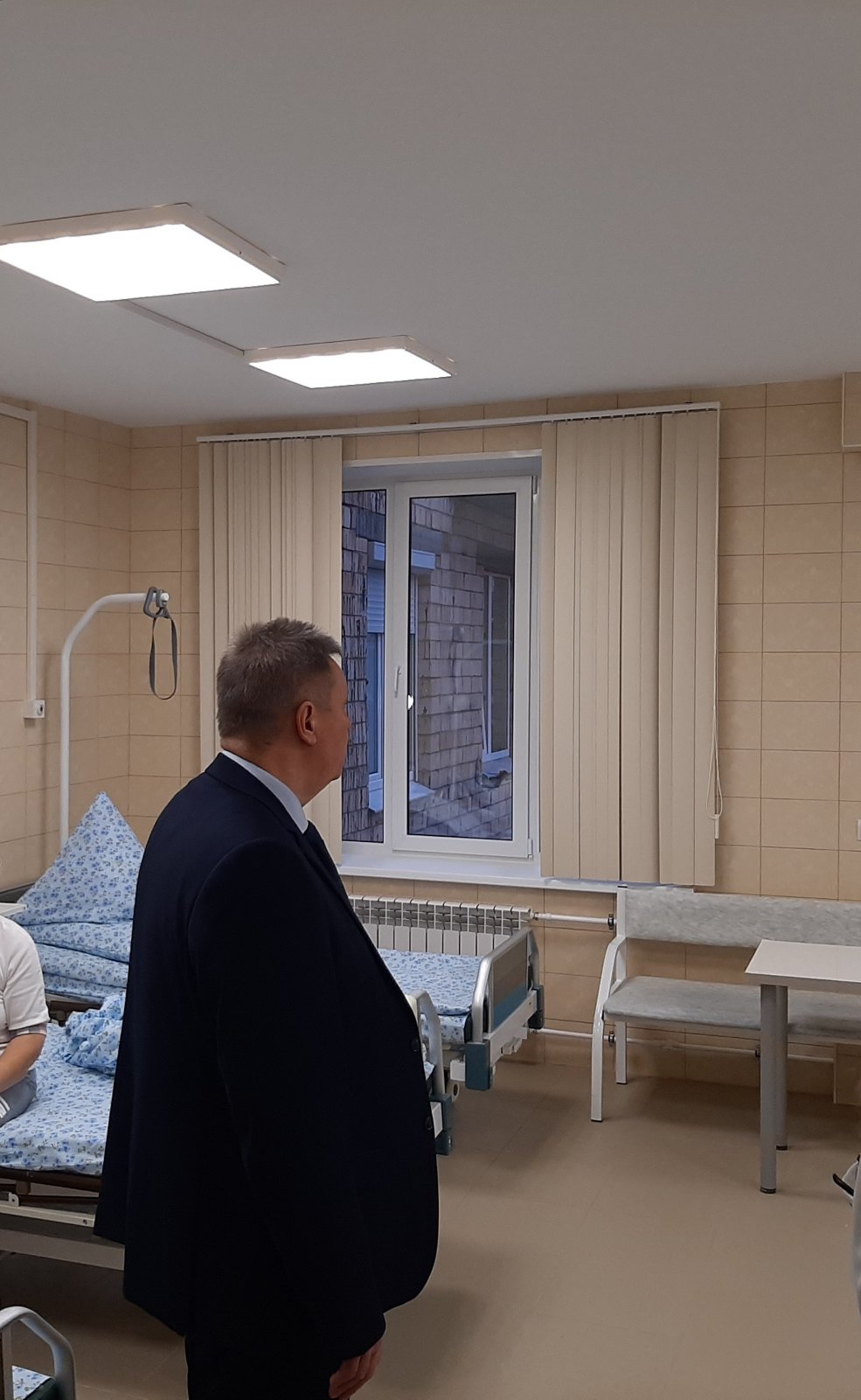 Министр здравоохранения Нижегородской области Александр Смирнов посетил обновленное торакальное отделение Нижегородского онкодиспансера 