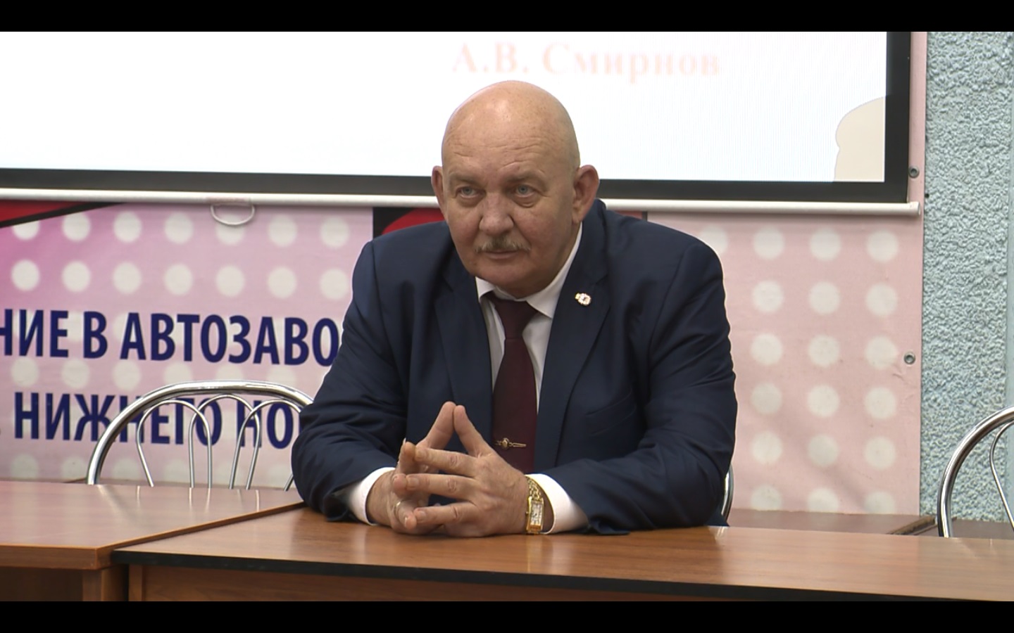 Министр здравоохранения Александр Смирнов провел встречу с руководителями дошкольных и школьных образовательных учреждений Автозаводского района