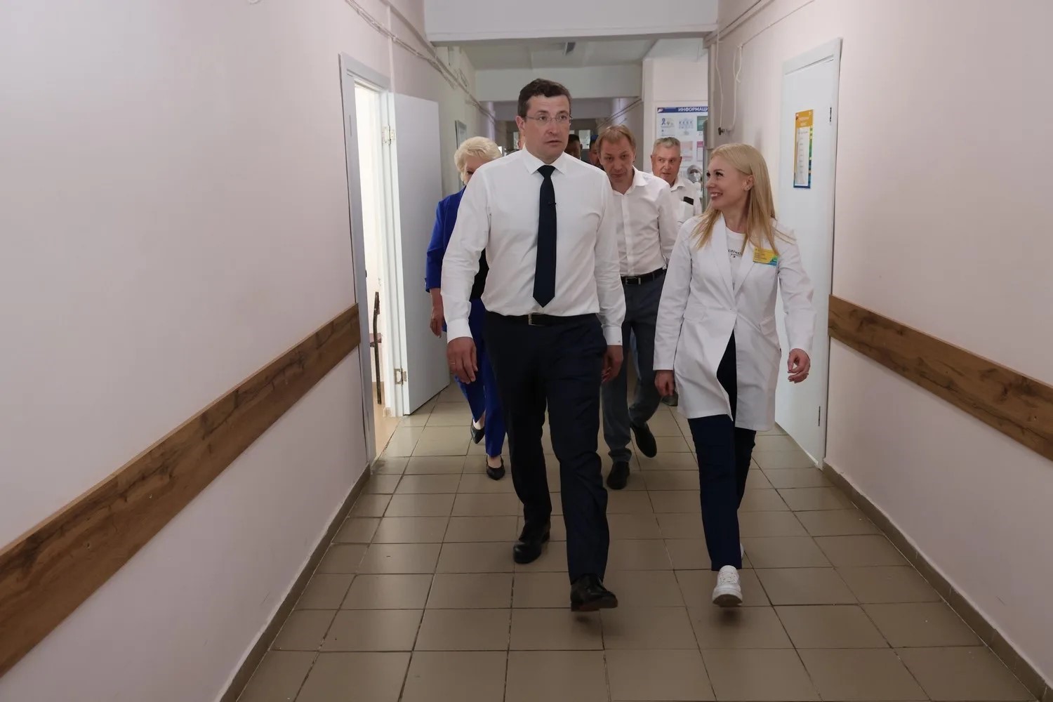  Глеб Никитин посетил Большемурашкинскую ЦРБ, которая вошла в состав межрайонного медцентра «Рождественский»