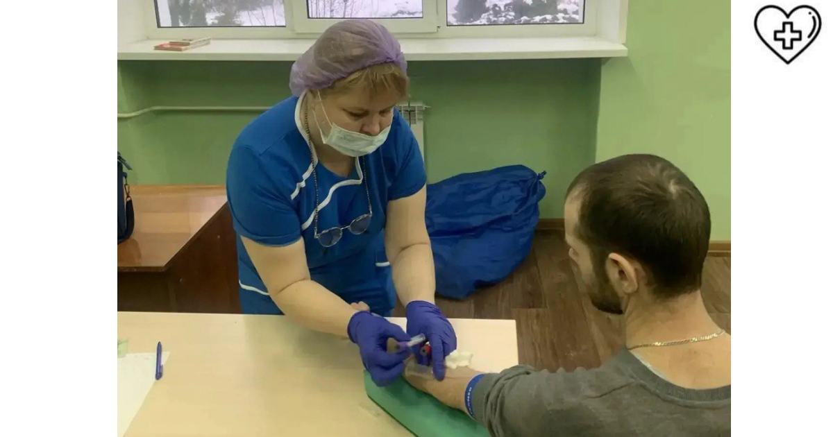 Для сотрудников НГАТУ организовали выездной медицинский осмотр