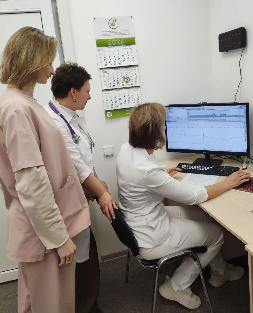 Слаженная работа Нижегородских онкологов и кардиологов спасла 77-летнюю пациентку с жизнеугрожающей паузой сердца