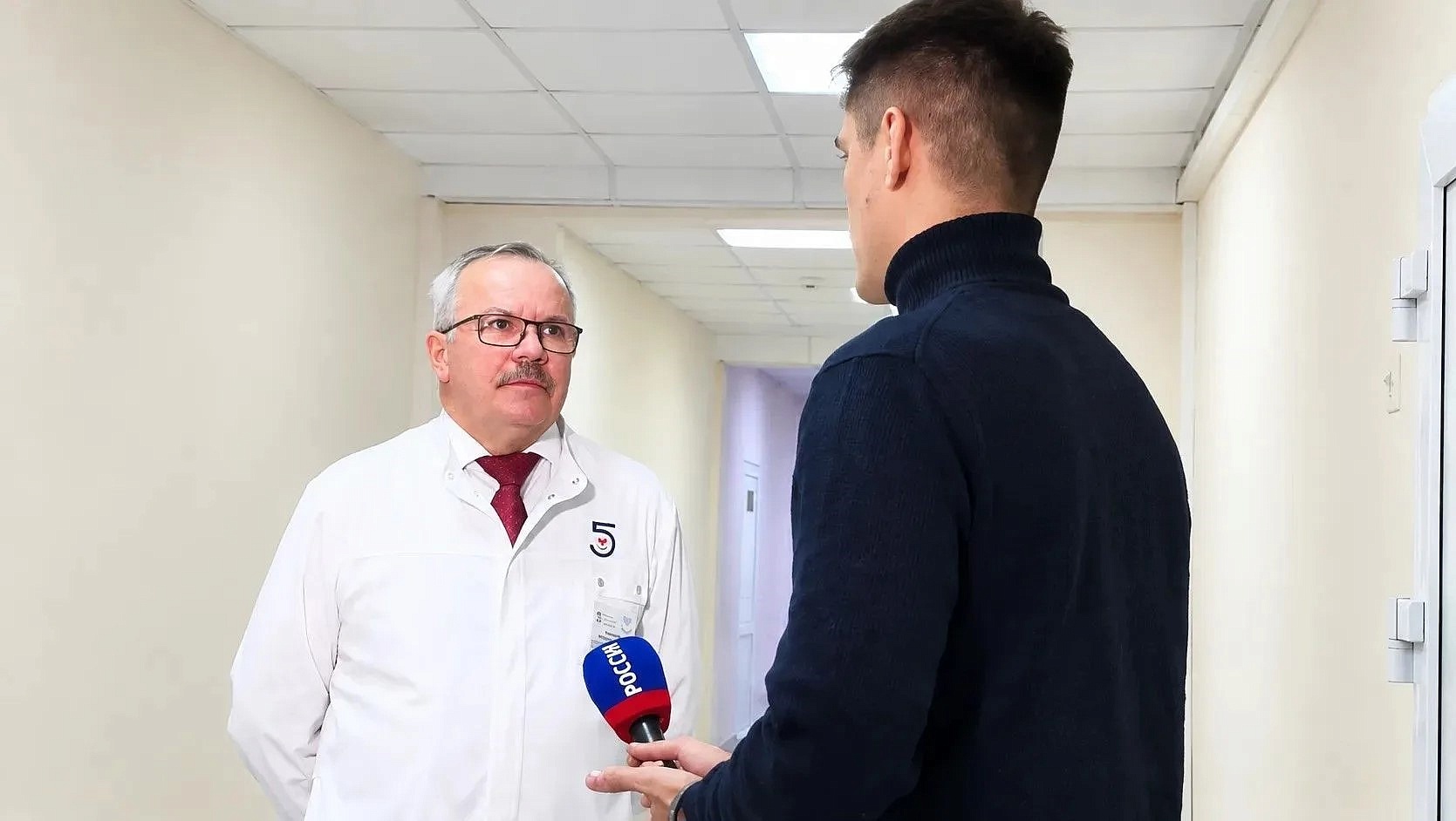 Посвящение в профессию для 8 молодых врачей состоялось в нижегородской городской клинической больнице №5